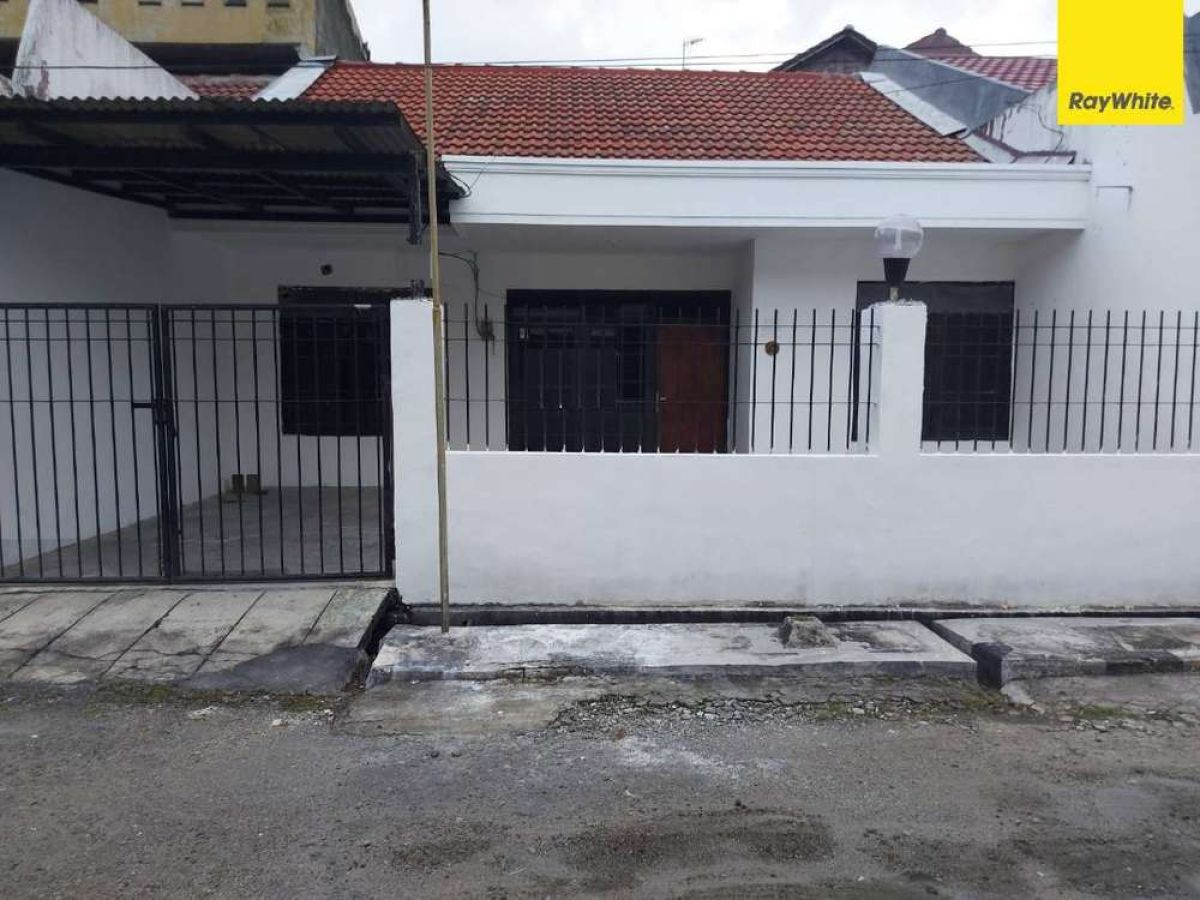 Rumah Disewakan Siap Huni di Babatan Mukti, Surabaya