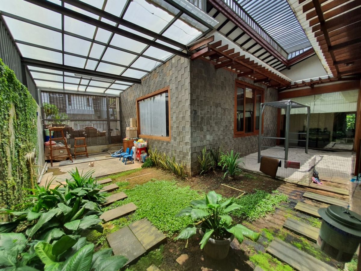 Rumah Cantik Siap Huni di Pulomas Jakarta Timur