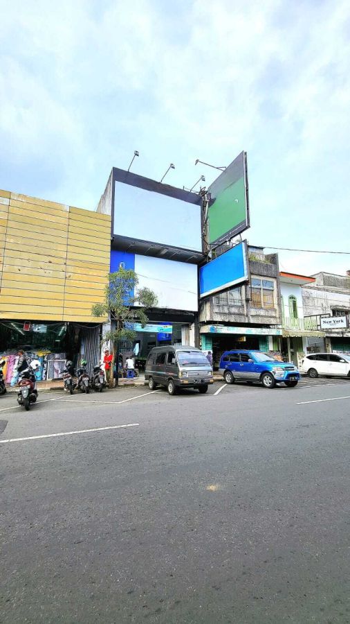 Dijual Ruko Strategis di Jalan Utama Pasar Besar, Malang