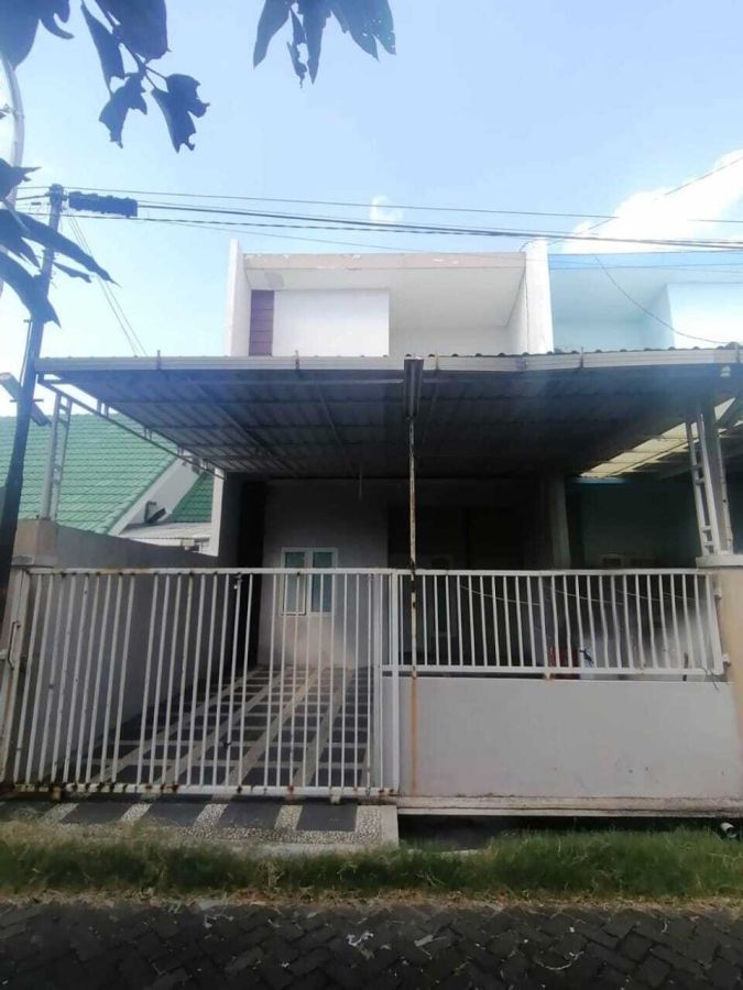 HARGA BOLEH DIBANDINGKAN Rumah 2 Lantai Rungkut Barata Surabaya