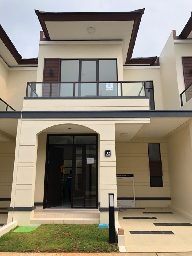 Rumah Siap Huni di Suvarna Sutera Gracia Lavon Nego Siap KPR J-15918