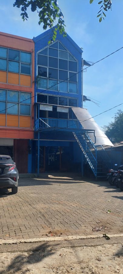 Ruko Murah di Jl I Gusti Ngurah Rai Komplek Ruko Simpang Klender