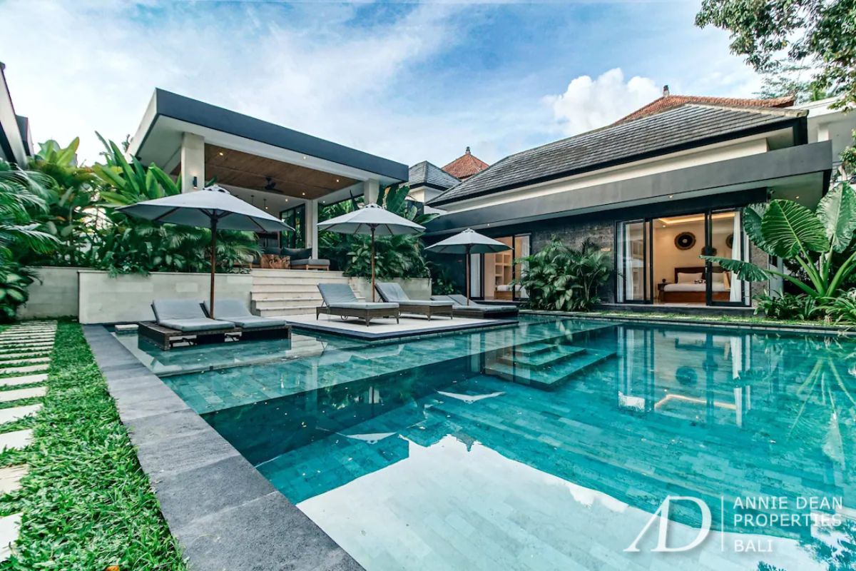 LEASEHOLD 6 BEDROOM VILLA IN UBUD WITH JUNGLE VIEW