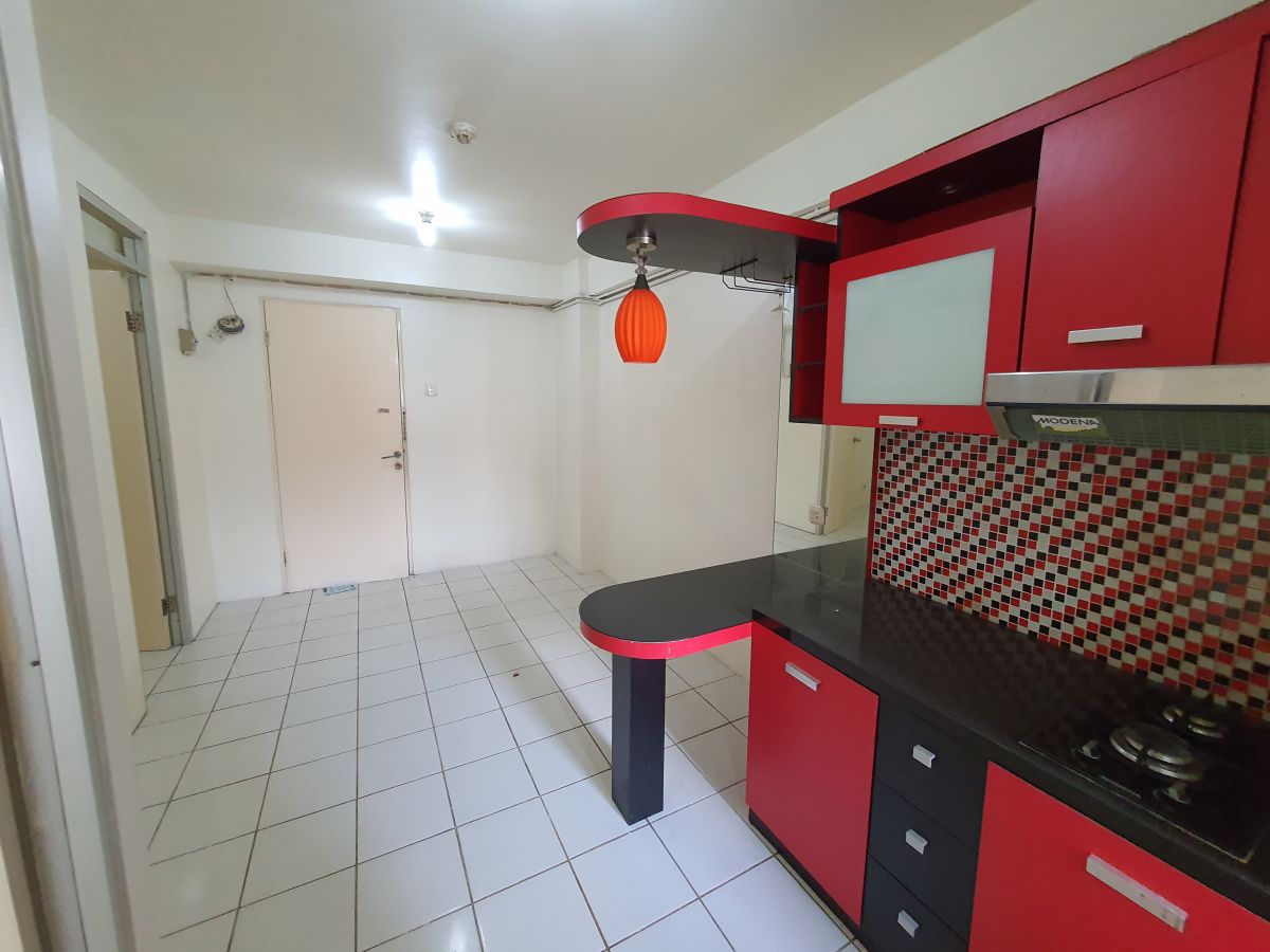 Di Sewa unit apartemen twr chrysant lt.22, 2 kamar 2 ac + kitchen set