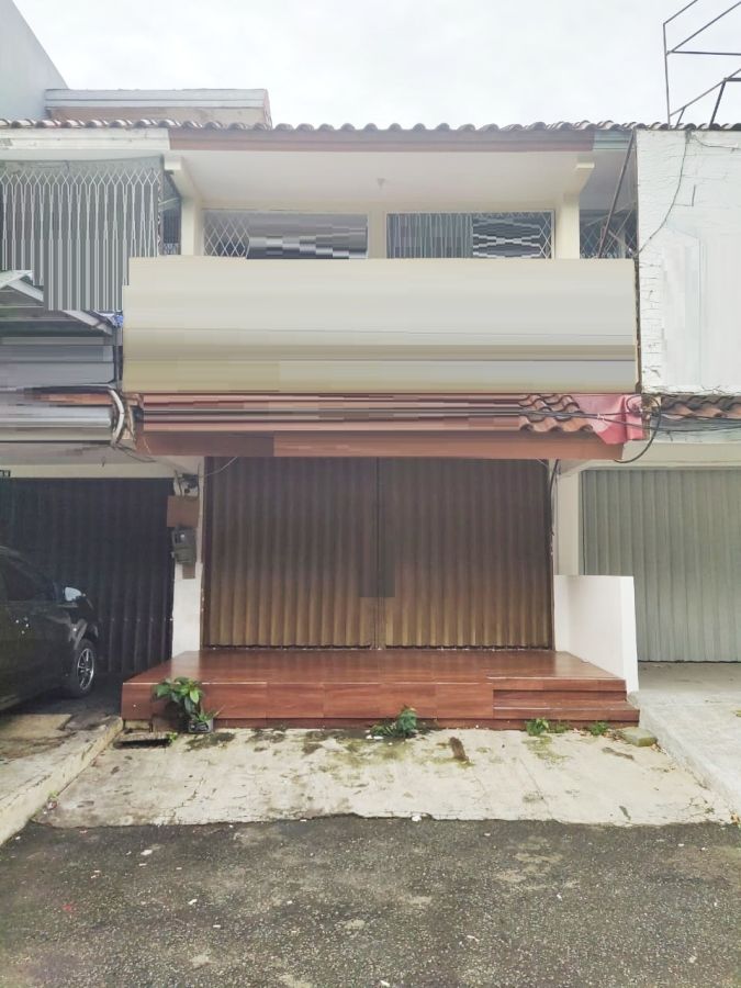 Ruko siap pakai luas 76,5m2 4,5x17 di Hibrida Raya Kelapa Gading Jakarta Utara