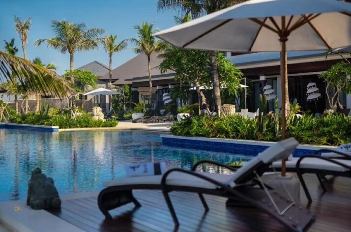 Rent Luxury Beach Front Villa in Tanah Lot Bali - BVI24632
