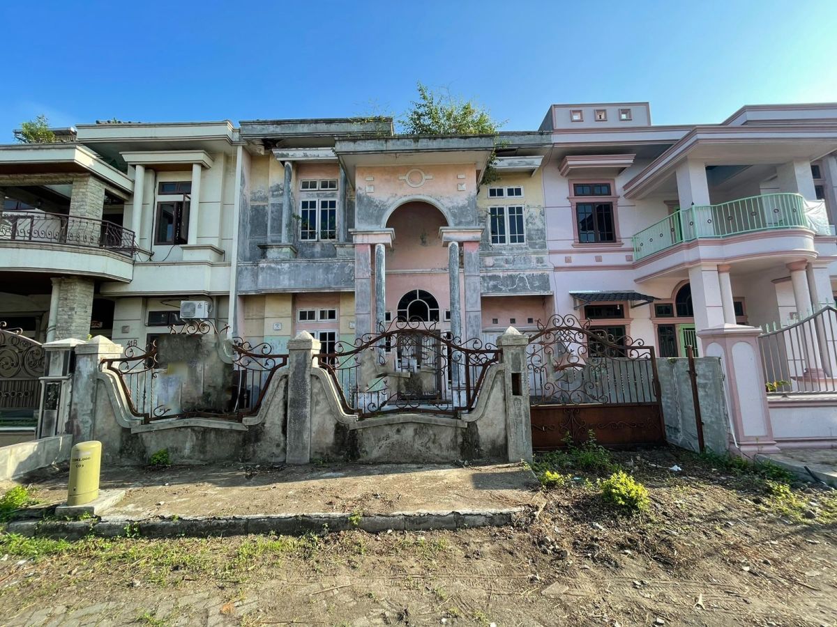 Villa di Komplek Cemara Asri ( Jl. Kemuning )
