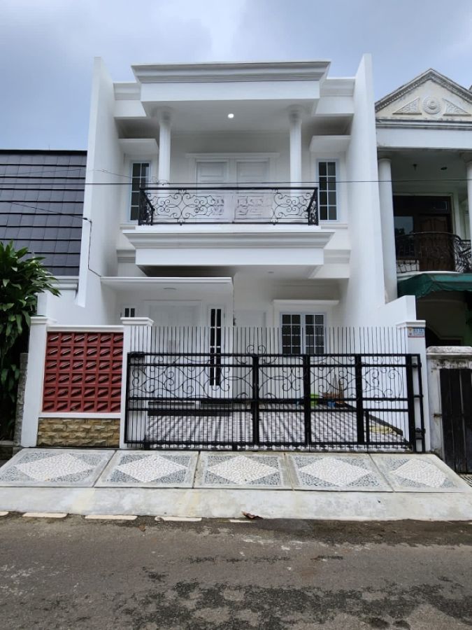 Dijual Rumah Baru Modern Classic di Pondok Kelapa Jakarta Timur
