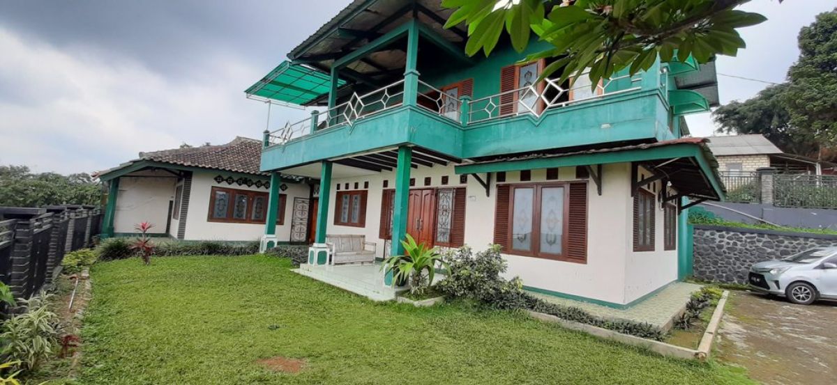 Villa Dengan View Gunung Salak Pinggir Jalan Dua Arah, Pamijahan Bogor