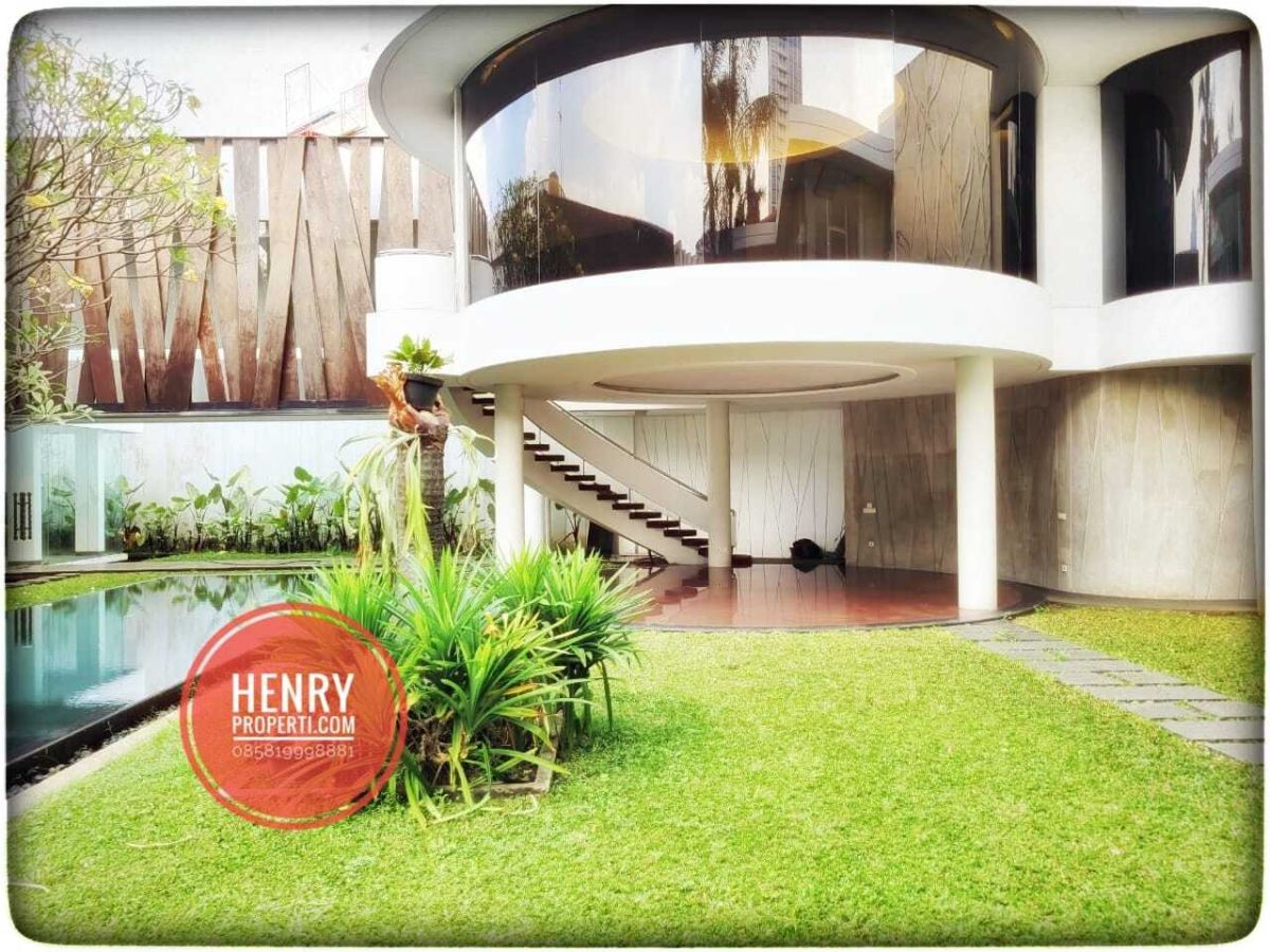 For Rent Best House at Menteng for Big Family and Embassy