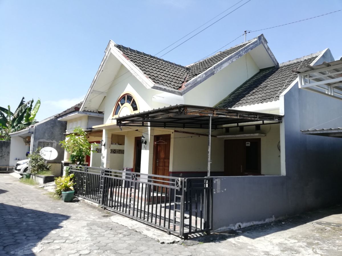 Rumah Bagus Murah Di Perumahan Jl Kaliurang Km 6,5 Condongcatur Sleman