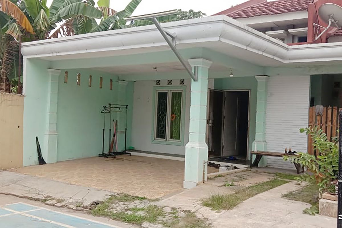 Good Deals 4BR House at Graha Puspasari 2