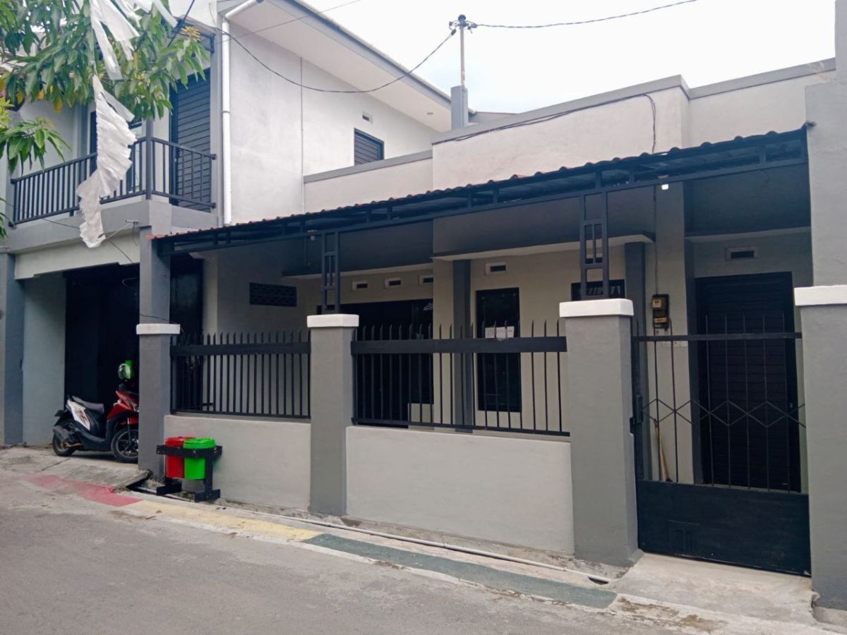 Rumah Siap Huni dekat Taman Jayawijaya di Banjarsari Surakarta (NN)
