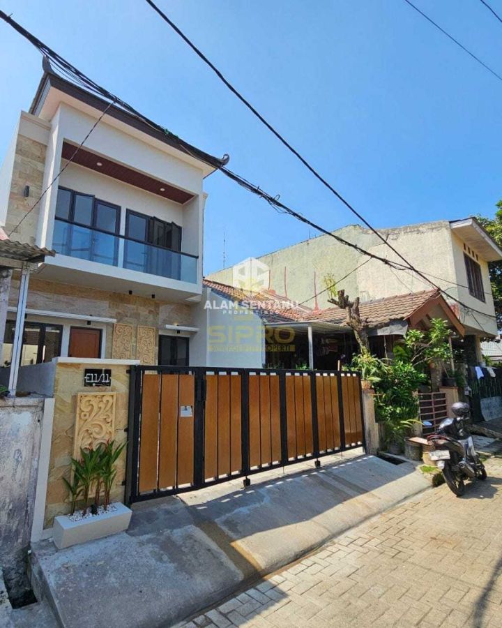 S566.Rumah 2 Lantai Tropis Bali di Perumahan Permata Pamulang