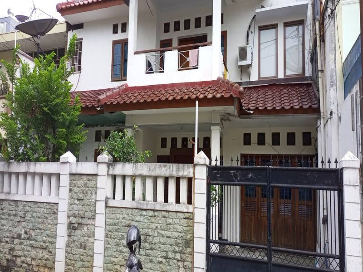 Rumah cocok untuk usaha online di Green Ville, Jakarta Barat GA15570