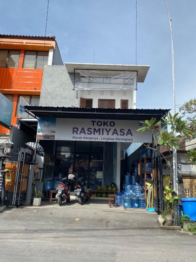 Dijual Ruko Bangunan 3 Lantai Lokasi Jalan Pulau Moyo Denpasar Selatan