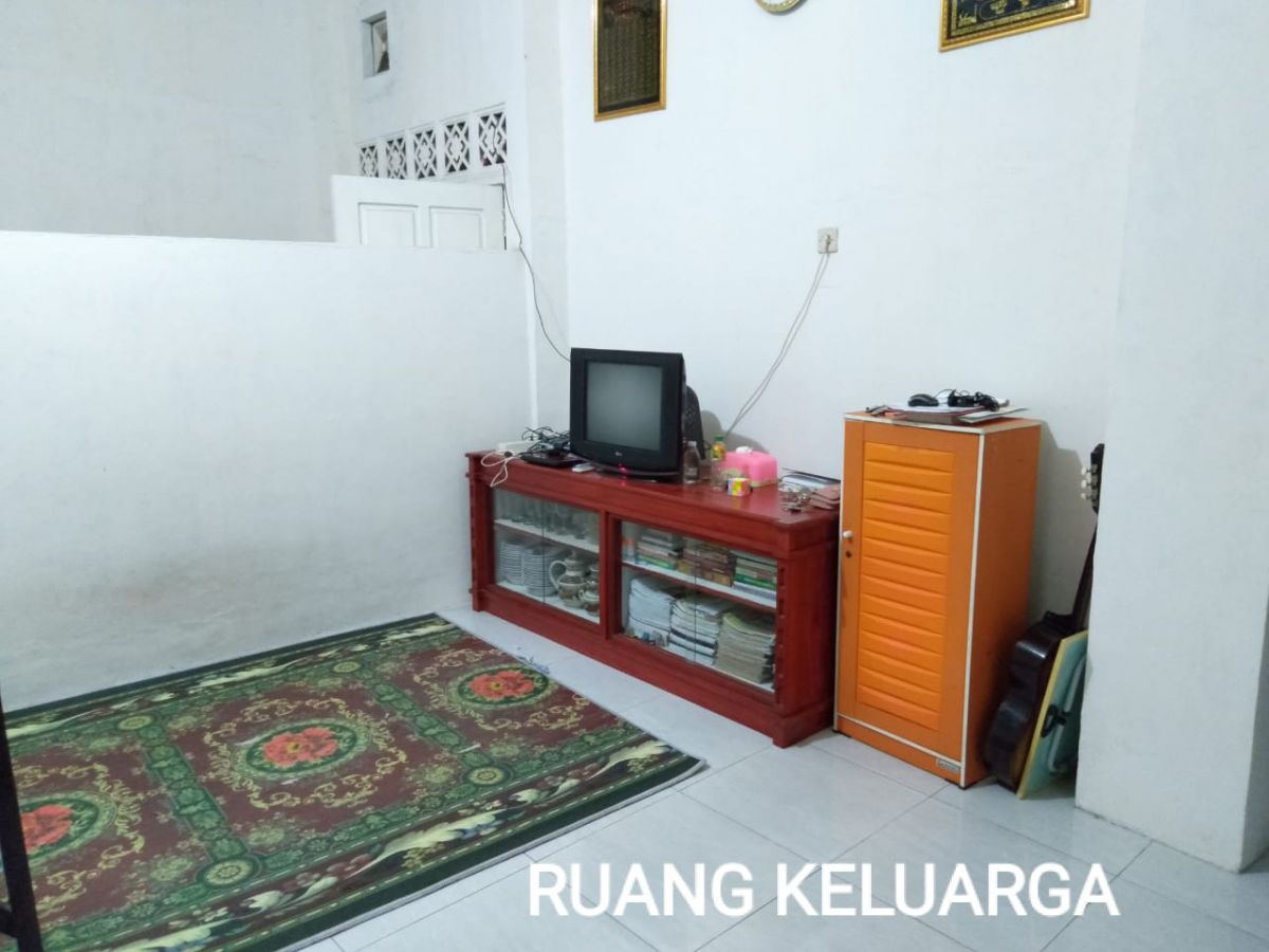 Rumah 2 lantai