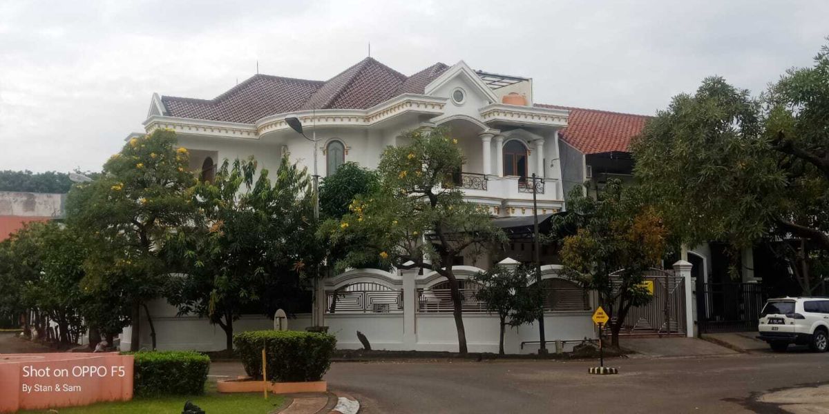 Disewakan Rumah di Harapan Indah Regency Bekasi