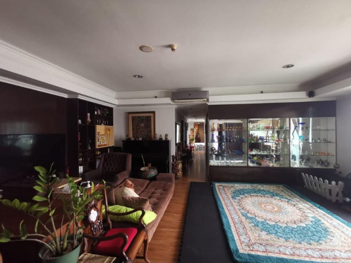 Jual 3 Bedroom Bellagio Residence Luas 200m Best View Mega Kuningan