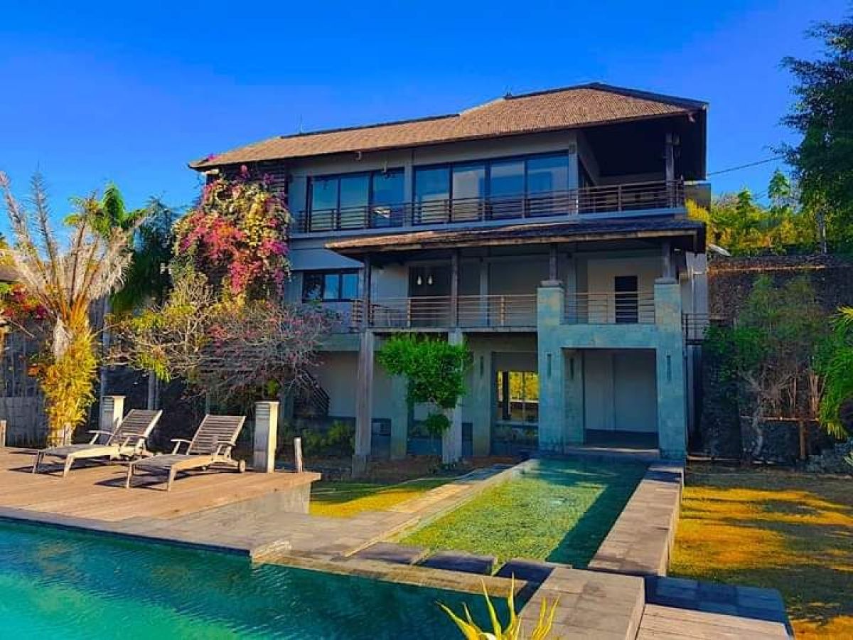 Dijual villa full view ocean dekat Pantai Jimbaran - Bali