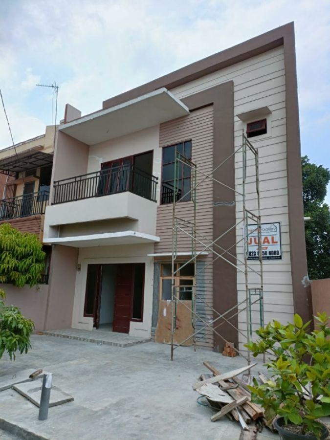 Rumah siap huni lokasi dalam komplek di Bromo Medan