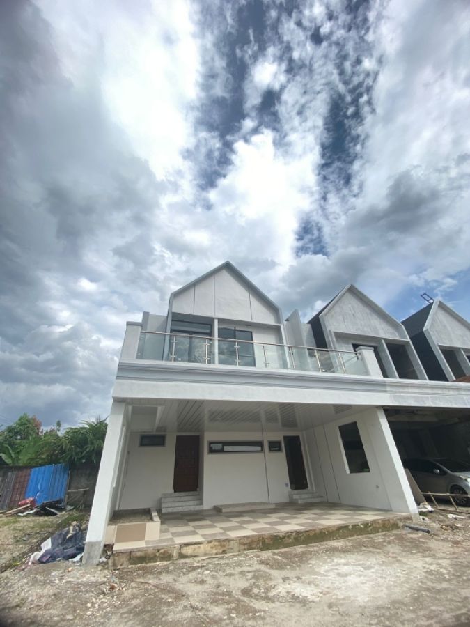 Rumah Modern dan Mewah di Setiabudi Medan