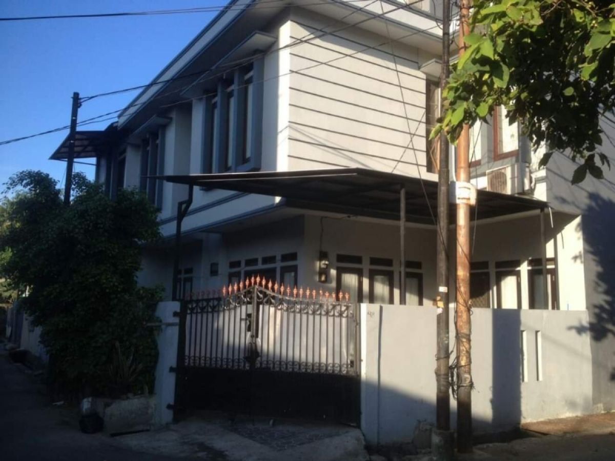 Rumah dijual di Rawa Mangun Jakarta Timur