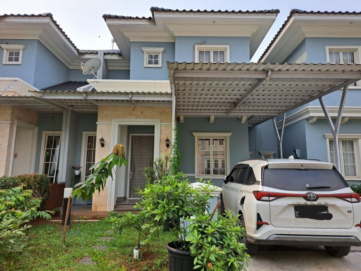 Dijual Rumah Luas di Suvarna Sutera Siap Huni Bisa KPR J-10396