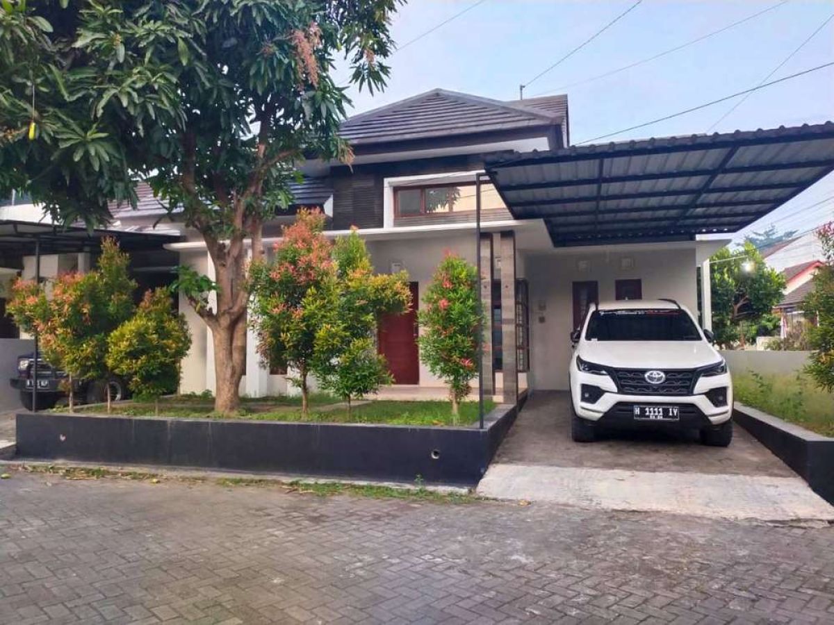 Kode : RSH 388 #Rumah Dalam Perum Elite Di Tegalrejo Kodya Yogyakarta