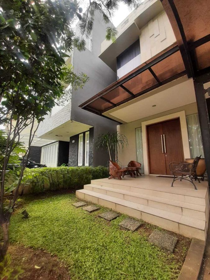 Jual Cepat Rumah mewah di casamora Jagakarsa Jakarta Selatan