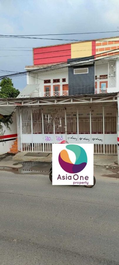 Dijual cepat rumah usaha pinggir jalan utama di Jatikramat Bekasi