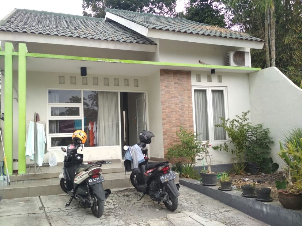 Rumah Murah di Jalan Palagan Sleman, Hanya 2 Menit dari Hyatt Regency