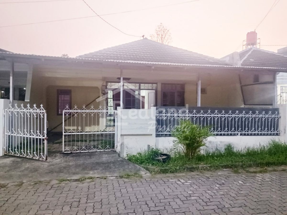 Rumah di Puri Anjasmoro, Semarang ( Ve 5184 )