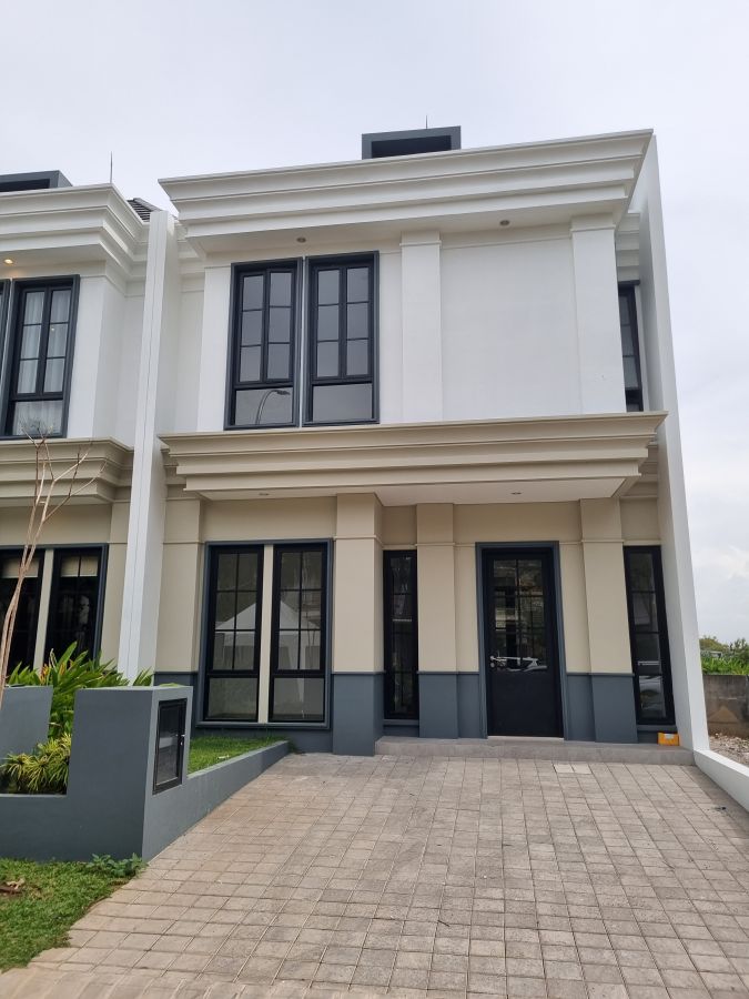 Rumah Baru Dian Istana Surabaya x Graha Famili Citraland Pakuwon Indah