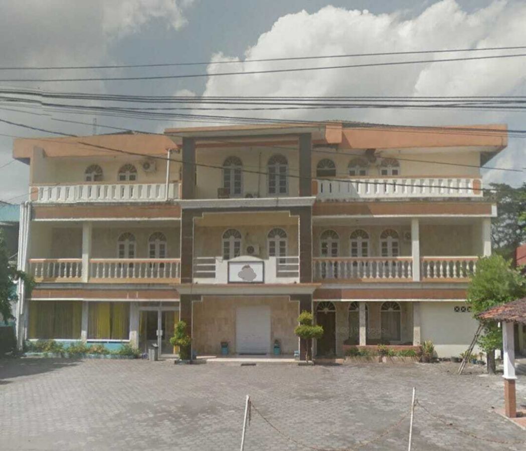 Bangunan Kantor Luas Strategis Di Mergangsan Kodya Kota Yogyakarta