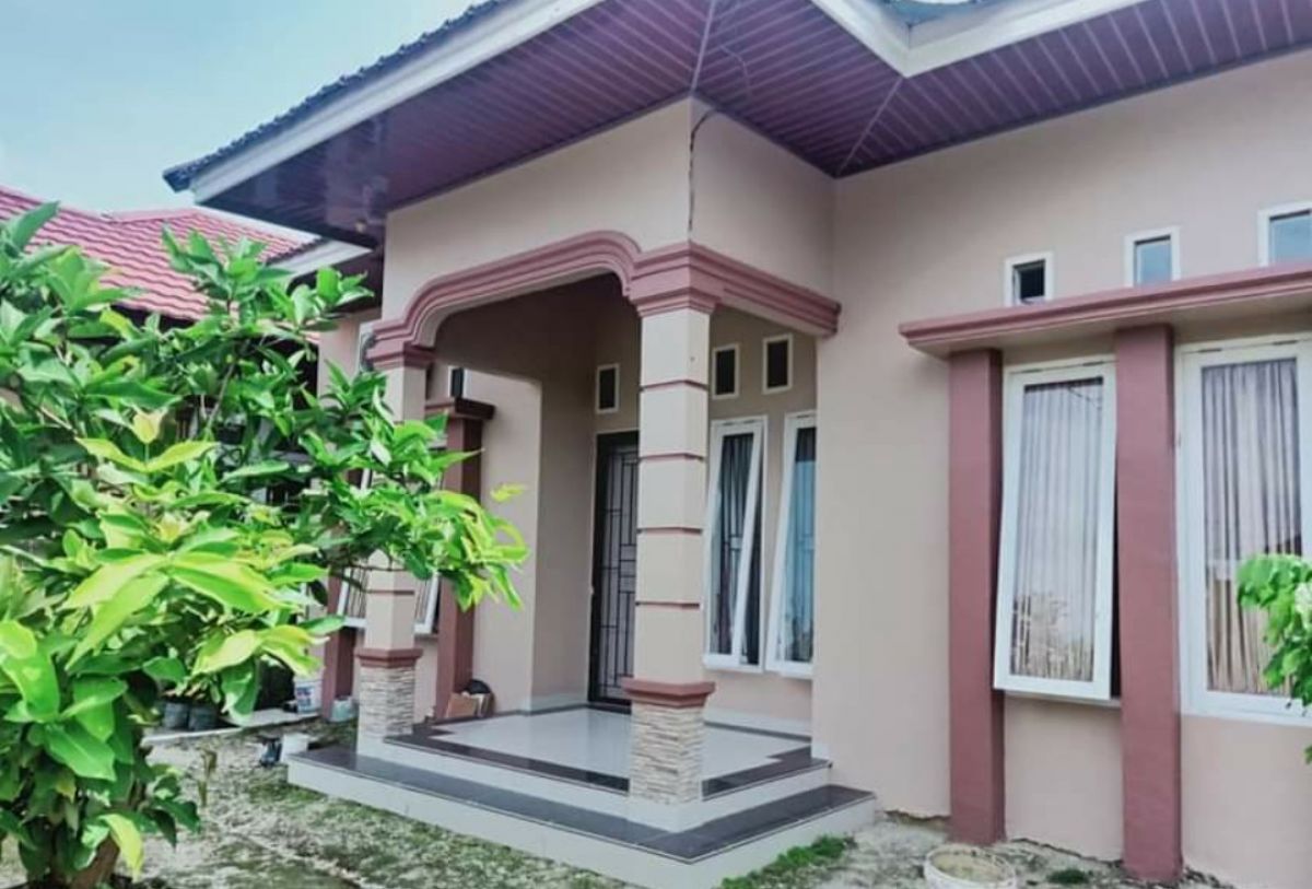 Dijual Rumah  Mewah  harga terjangkau di  Jl Bukit Barisan 