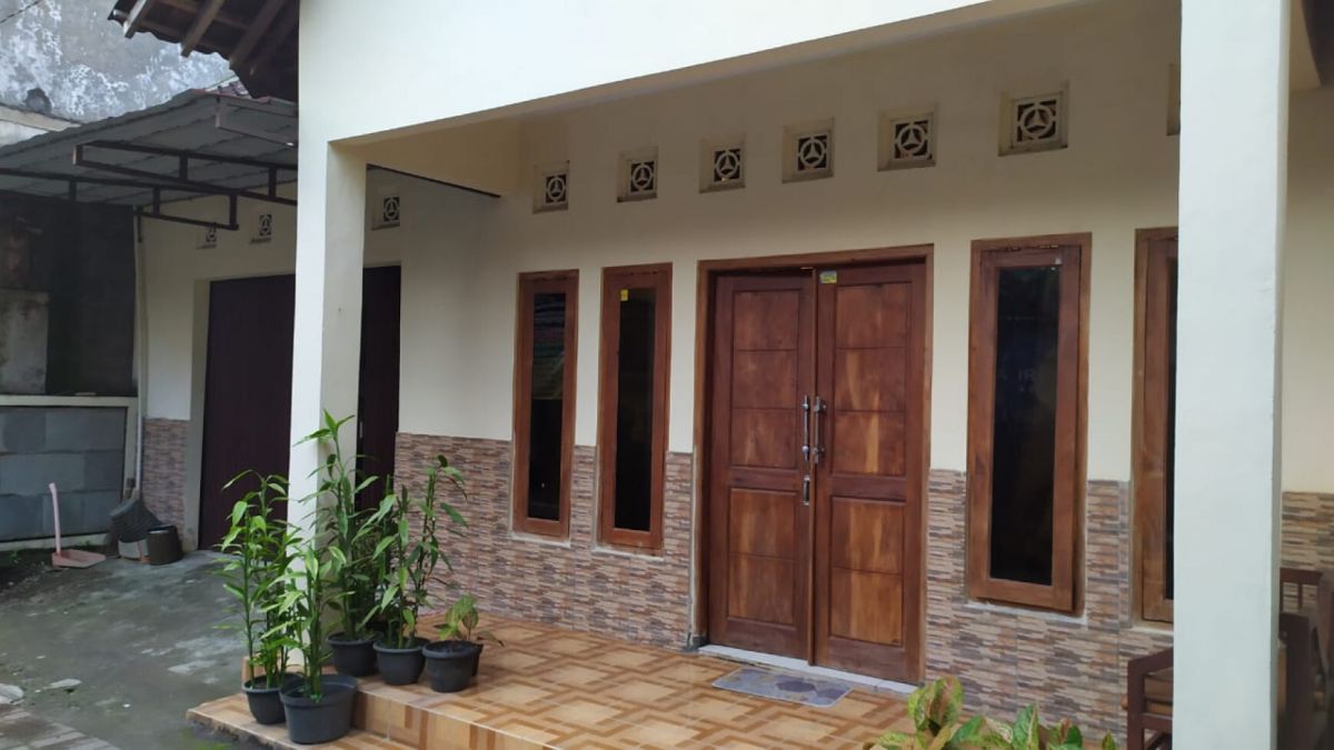 Rumah Tinggal 3 Kamar Jl Letkol Subadri Dekat Pasar Sleman
