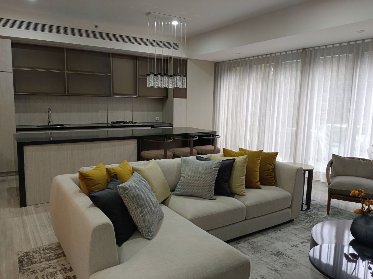 Apartement Verde 2 BR Semi Furnished Bagus South Tower
