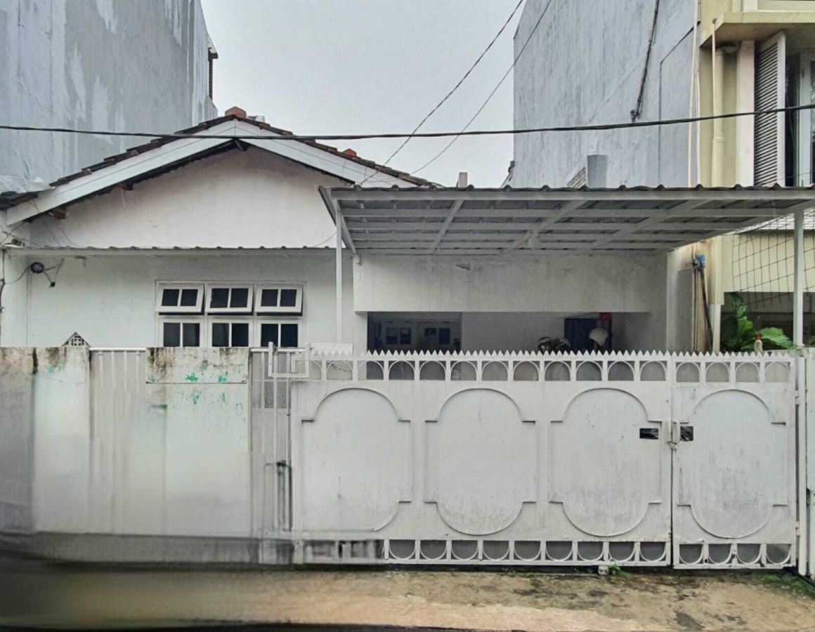 Dijual Rumah Tua di Pondok Indah , Jakarta Selatan Butuh Renovasi