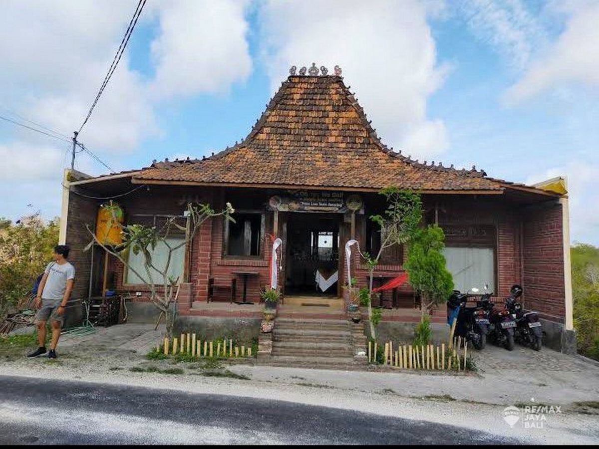 Villa bagus dan asri disewakan lokasi Jimbaran, Badung