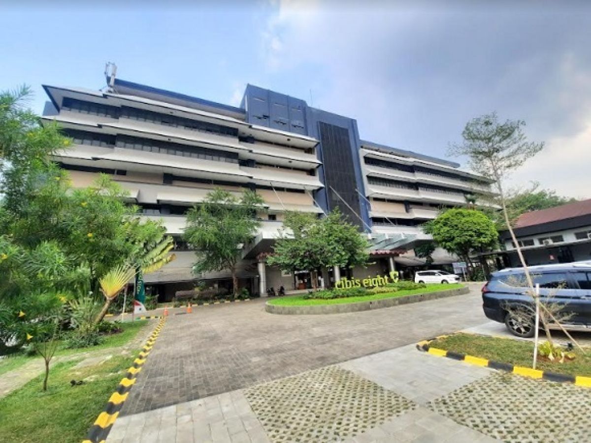 Disewakan Unit Kantor, Luas 600m2 di Cibis Eight , TB Simatupang, Jakarta Selat