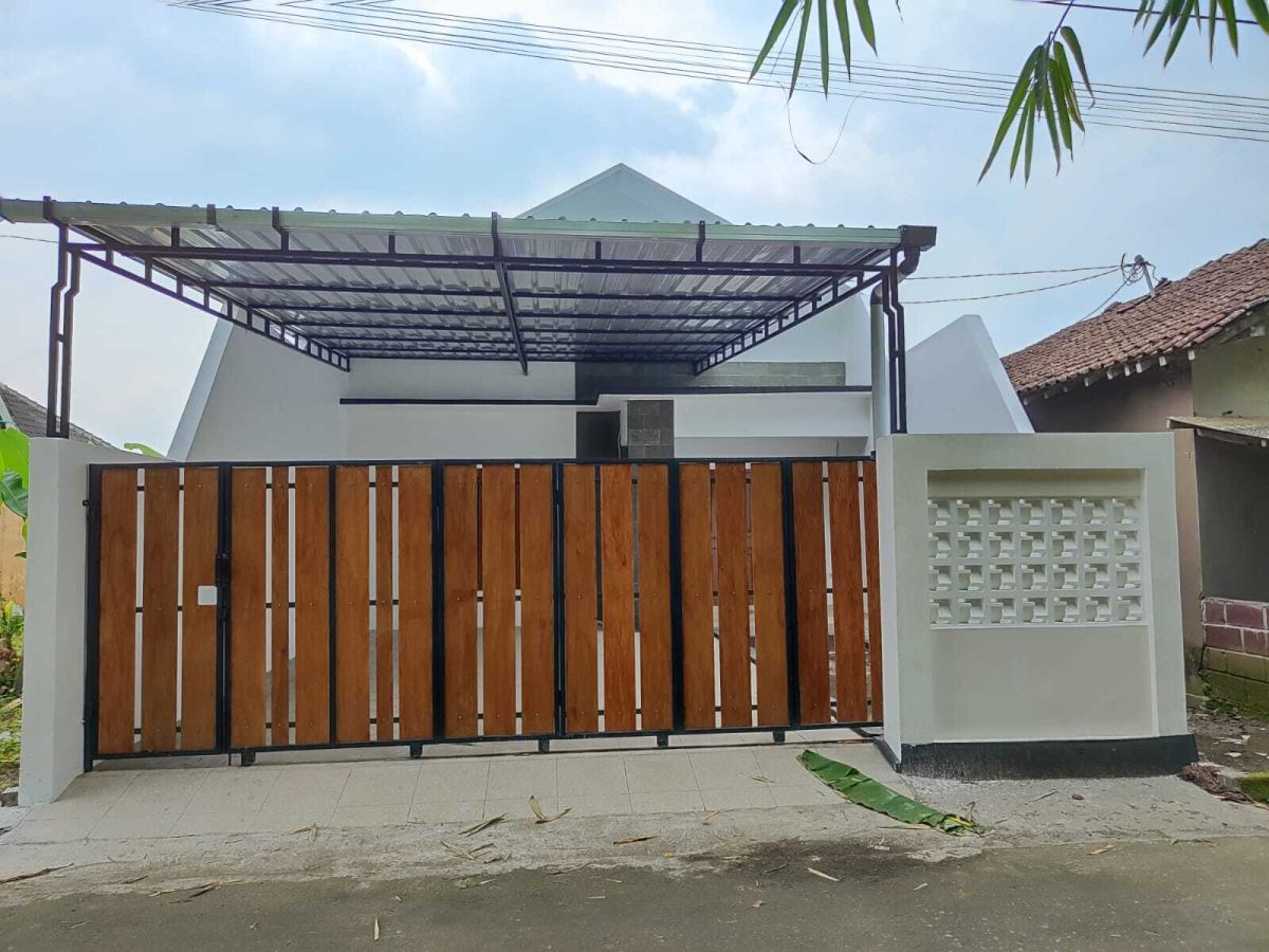 Rumah baru desain minimalis modern area maguwoharjo Jogja termurah