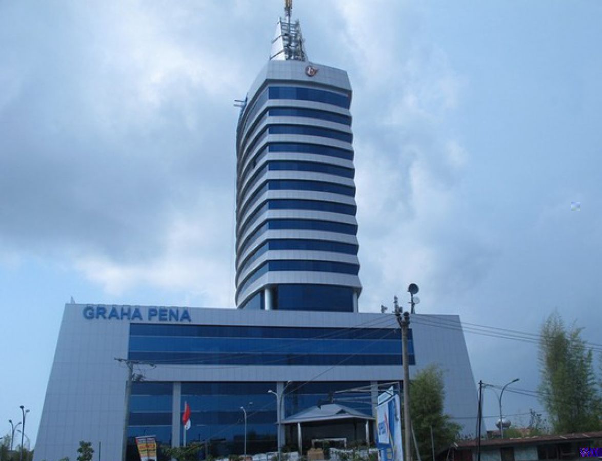 Regus - Graha Pena Makassar (Kantor Pribadi 1 orang)