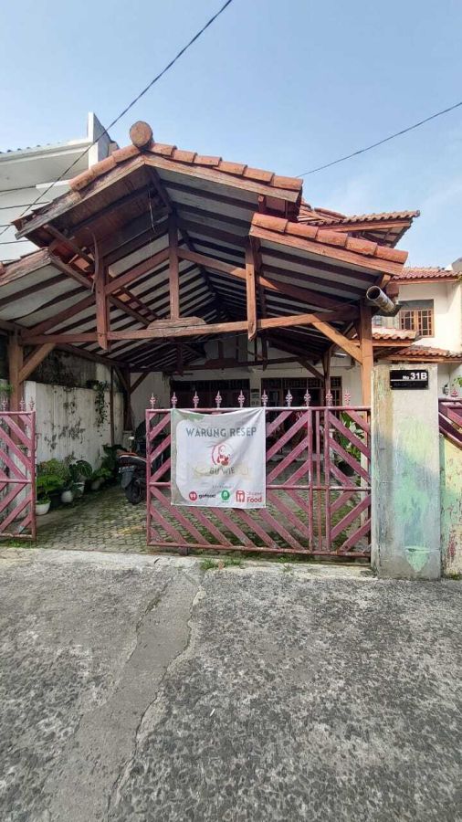Rumah Luas 2 Lt Murah Strategis Di Jagakarsa Dekat ke Cilandak Ragunan