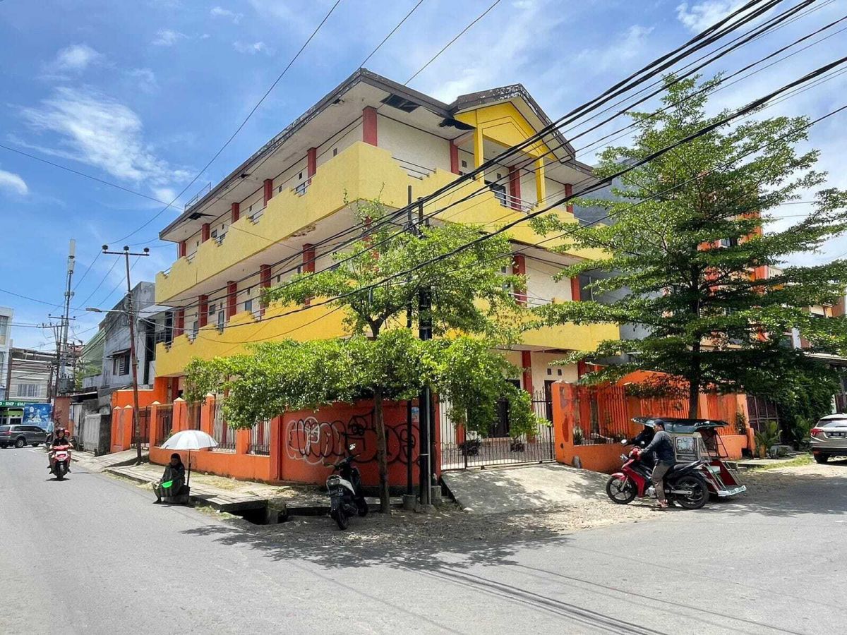Rumah Jual Ex Sekolah Lokasi Tengah Kota Makassar