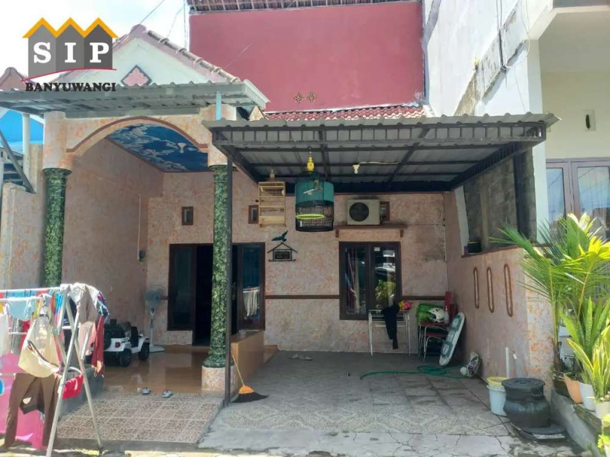 Dijual Rumah Lantai 2 Siap Huni di Perum Persada Karangrejo Banyuwangi
