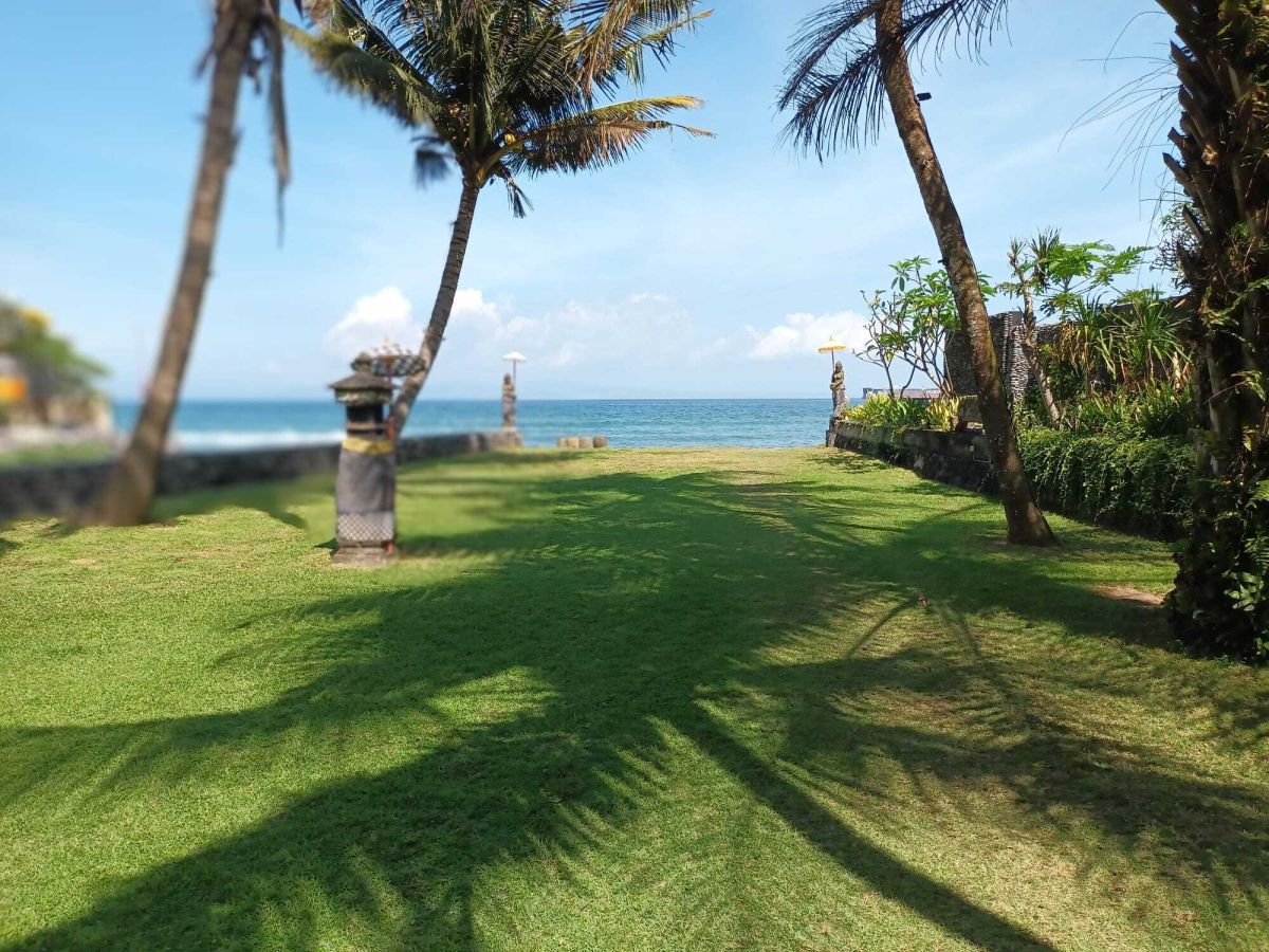 One Unit Beach Front Apartment for Sale in Candi Dasa, Bali