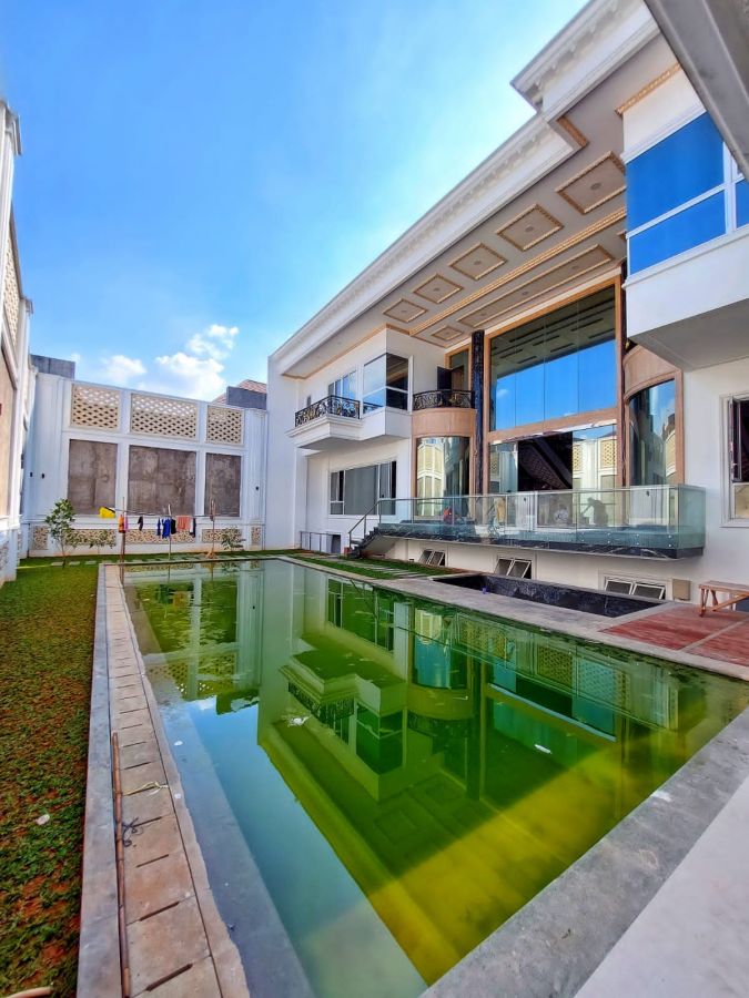 Rumah Mewah Baru di Pondok Indah Jakarta Selatan