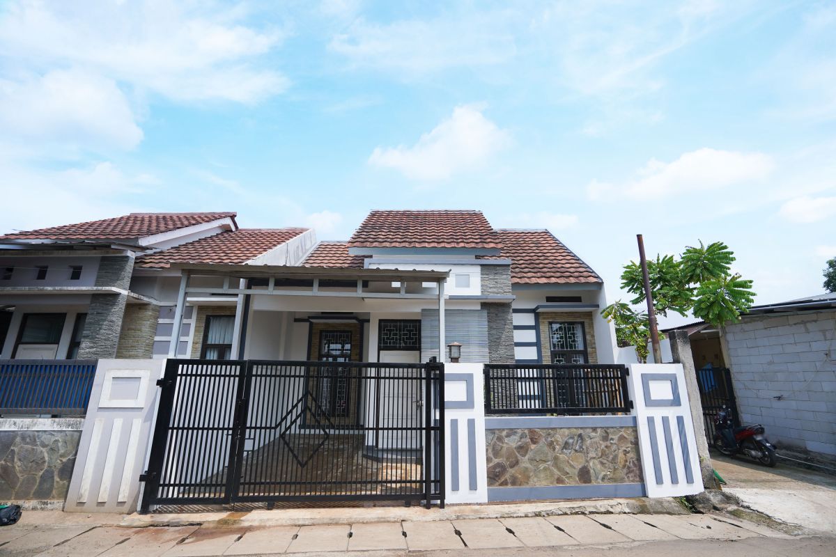 Rumah Asri Idaman Siap Huni di Camila Residence Tangsel Harga Nego