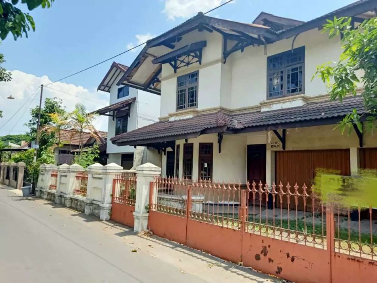 RT. Rumah halaman luas dekat UGM, Karanggayam.